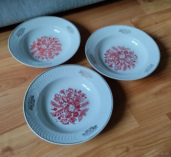 Тарелки большие суповые позолота СССР