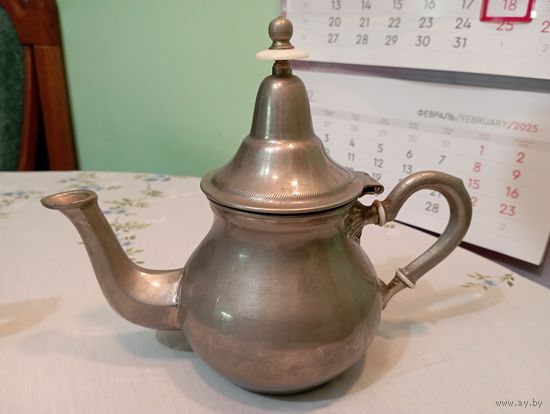 Чайник олово
