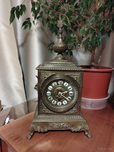 Настольные (каминные) часы. Европа.