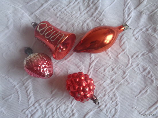 Елочные игрушки . Торги с 1 руб.