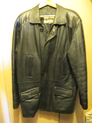 Полупальто мужское черное из искусственной кожи (AGCA, Марокко). Обхват груди 105 см, длина 92 см