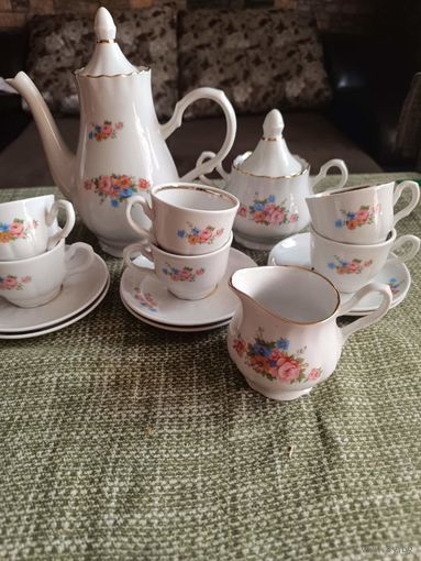 Сервиз фарфоровый кофейный Добруш новый