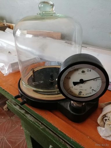 Вакумный колпак лабораторный