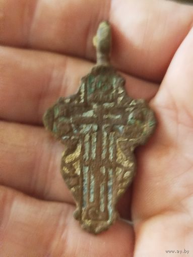 Крупный лепесток остатки эмалей и веревочки