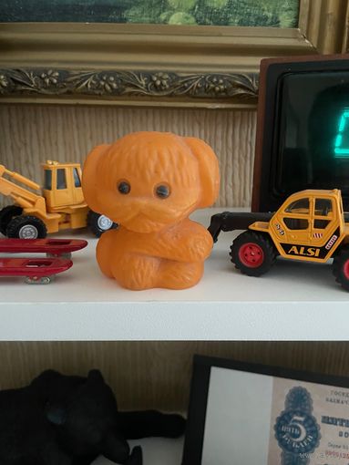 Игрушка пластик СОБАЧКА СССР 70-80е