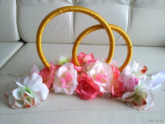 Украшения на машины, кольца, сердца, бант