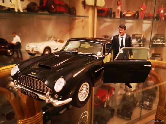 Aston Martin DB5 1963