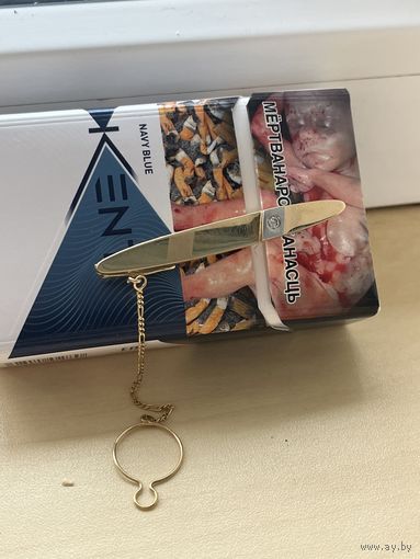 Золотой зажим для галстука,10 грамм.камень бриллиант