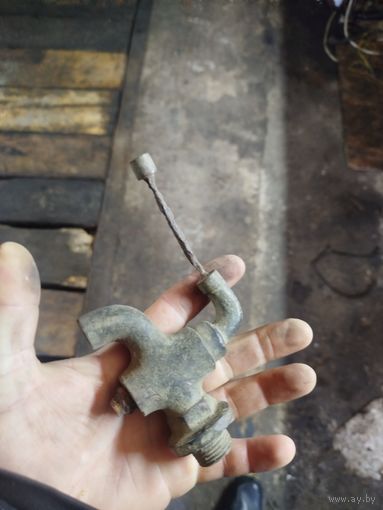 Кран бочковой.