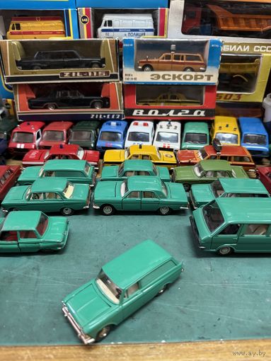 Москвич 434 номерной А6, цвет кипарис. Ставим будильник в понедельник 12 января и выигрываем классные модели!