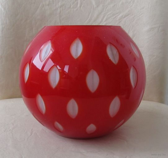 Все лоты с рубля.Ваза Cунiчка,Земляника,Неман,50-е г.г..авт.Л.Мягкова