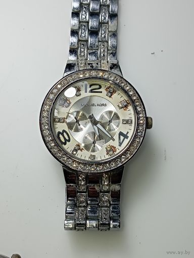 Часы кварцевые Michail Kors