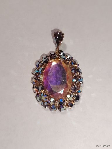 Кулон Чехия