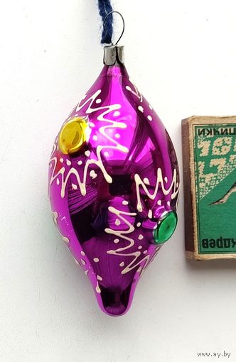 Ёлочная игрушка. Светонакопительная краска. Т-32.