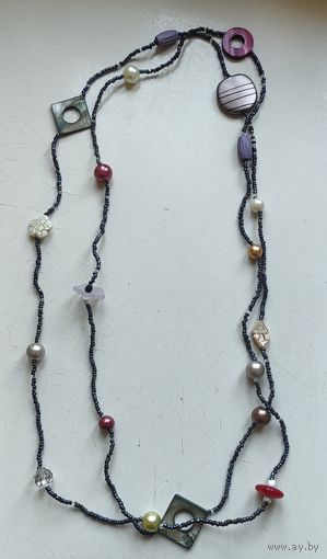 Бусы пластиковые