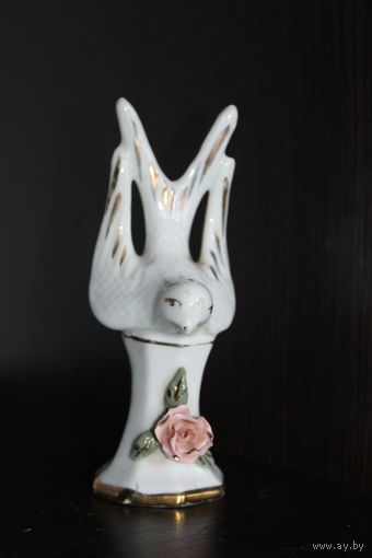 Фарфоровая, декоративная статуэтка "Птица".