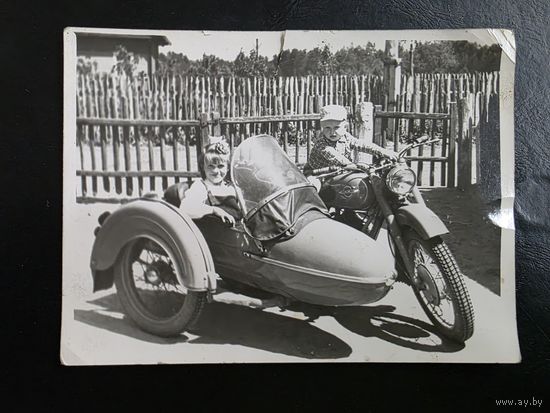 ДЕТИ НА МОТОЦИКЛЕ.