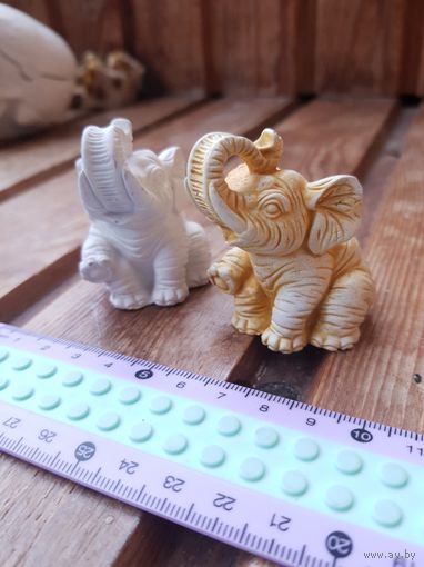 Статуэтка, фигурка сувенирная слоник