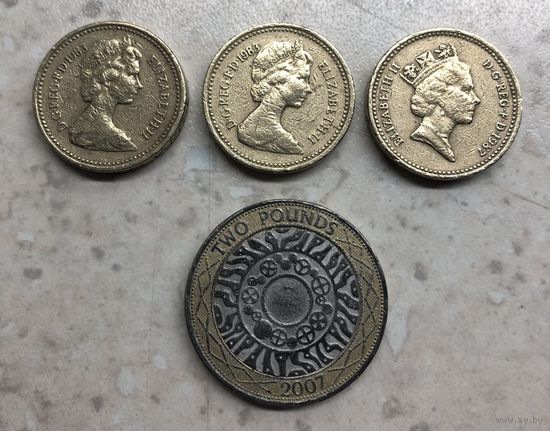 Великобритания: 1 фунт: 1983 г. (2 шт.), 1987 г. (1 шт.); 2 фунта 2007 г. (1 шт.)