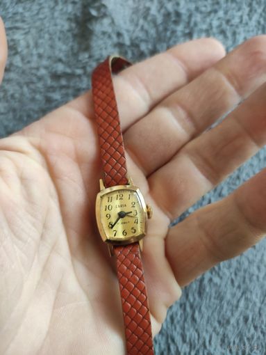 Часы Заря ау 5 17камней