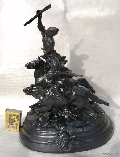 Джигитовка лезгин, всадники на скаку. Касли, СССР, 1974 год.Чугунное литьё.
