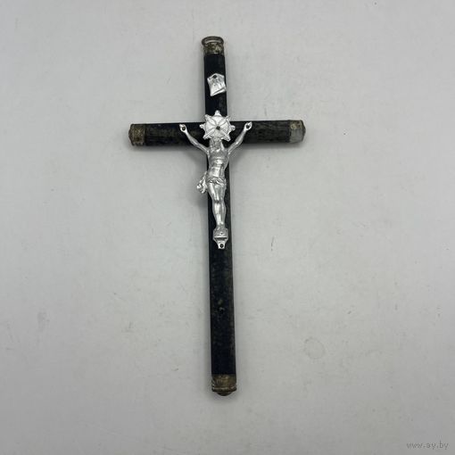 Винтажный крест-распятие. Италия. 3770