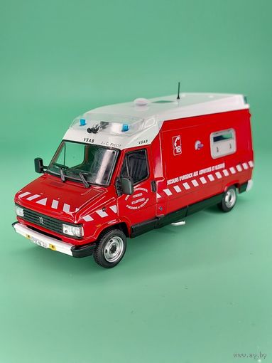 Peugeot J5 Maxum VSAB Picot от Hachette Collections 1:43