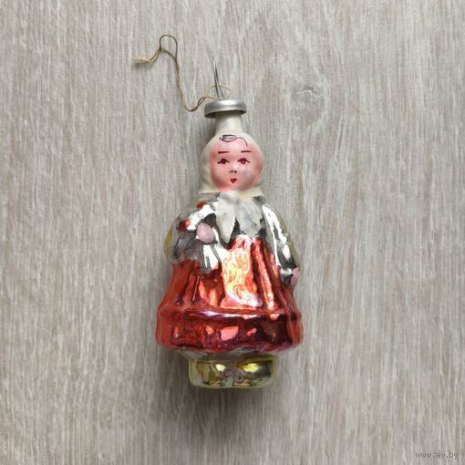Ёлочная игрушка СССР "Девочка в платочке" (редкая, стекло). Винтаж.