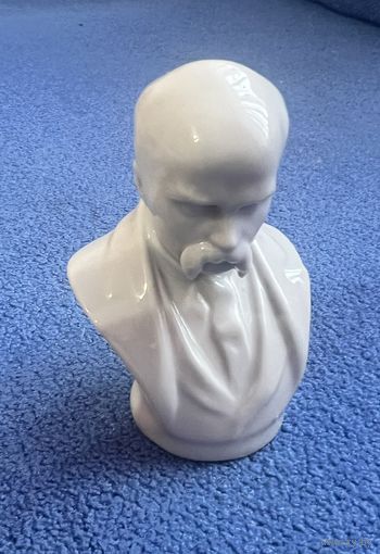 Фарфоровый бюст Тараса Шевченко  ПЗХК Полонное. Целый.