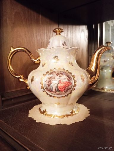 - ЧАЙНИК Мадонна SONNTBTRG Германия 1950-ые в идеале