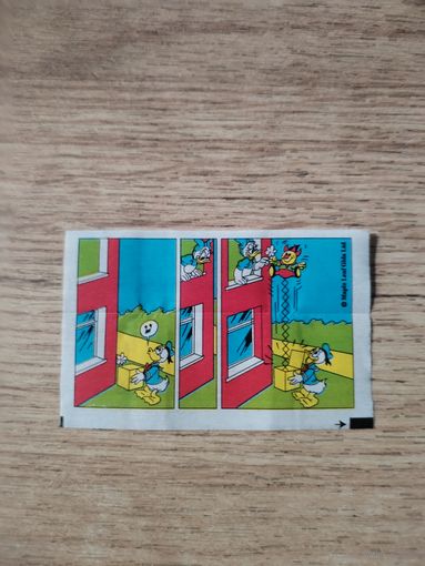 Вкладыш от жевательной резинки.