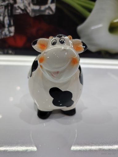 С 1 рубля!!! Статуэтка коровы.