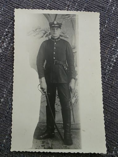 ЖОЛНЕР С САБЛЕЙ.