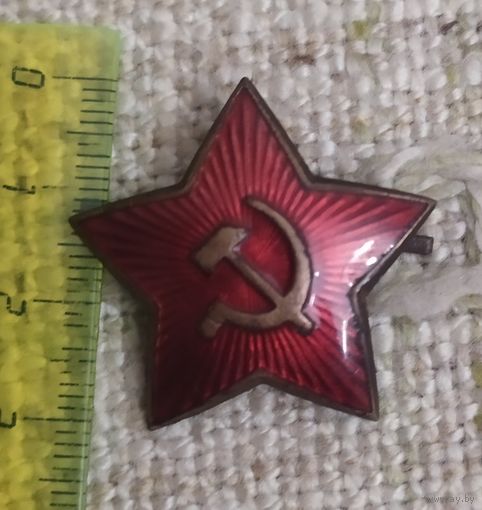 СССР. Кокарда звезда. Латунь. Эмали в отличном сохране