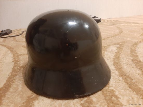 Каска немецкая вермахт цельный метал