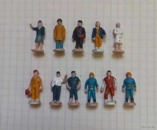 Фигурки люди для диорамы модели НО масштаб 1:100 или 1:75 цена за все