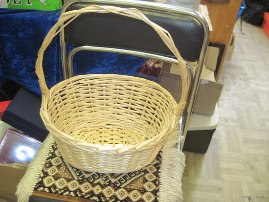 Корзина плетеная на Пасху.