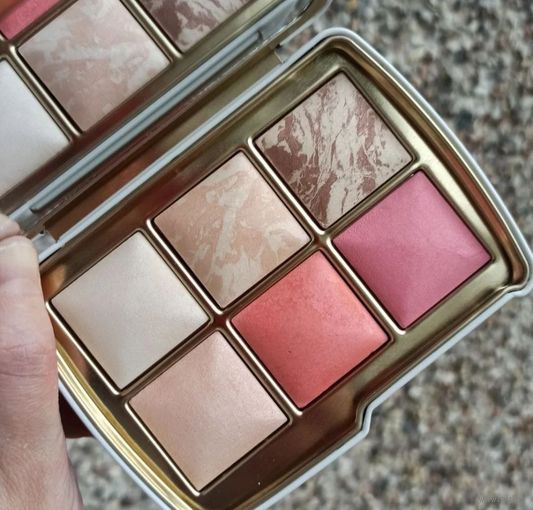 Hourglass Ambient Lighting Edit Unlocked (Deer)