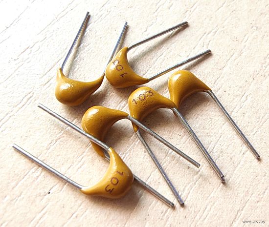 0,01 мкф ((Цена за 30 штук)) 10 нф. 103. 50 Вольт Y5V. Конденсатор керамический многослойный выводной. 0,01мкф