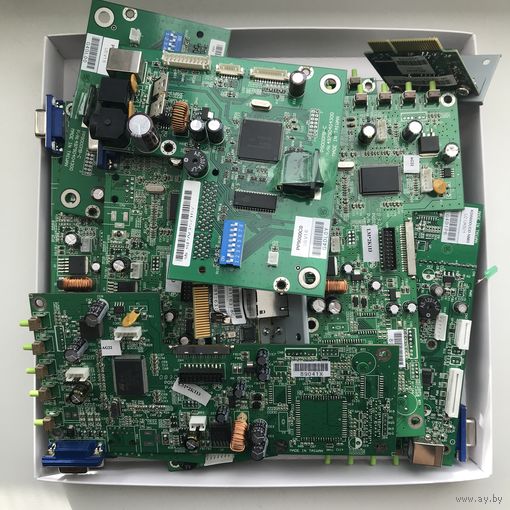 Коробка с новыми электронными платами, всего 15 шт.