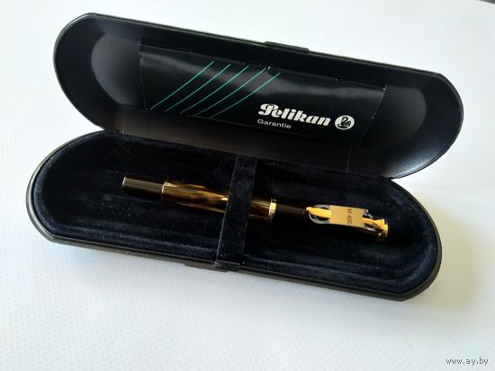 Перьевая ручка Pelikan M400 Brown Tortoise