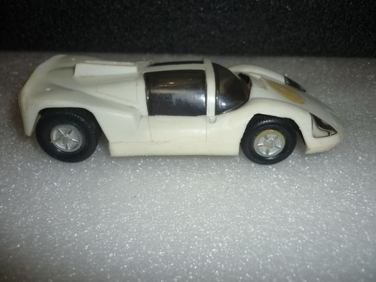 Автомобиль СПОРТИВНЫЙ.