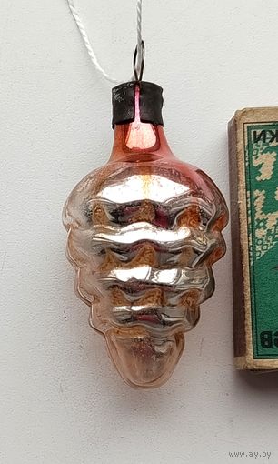 Ёлочная игрушка. Ж-50.