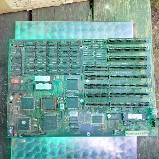 Материнская плата M214131 RAREST ROC R.O.C. VIP BAM/12-S2