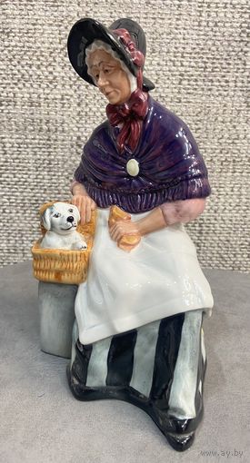 Фарфоровая статуэтка Royal Doulton Продавец щенков. 1981 год. Высота 19 см.