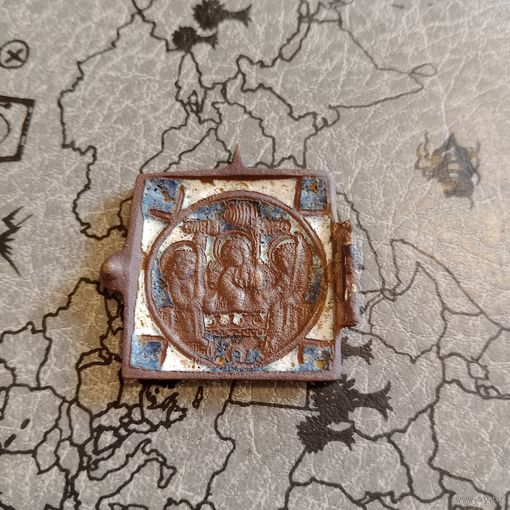 Створка складня старинная с эмалями целая