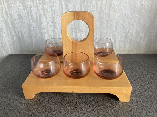 Набор коньячных рюмок СССР на подставке цветное стекло