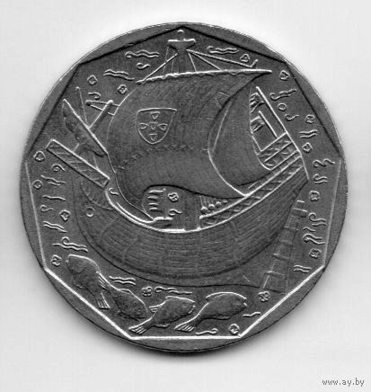 Португальская Республика (Португалия). 50 эскудо 1987, 1988, 1998. Корабль. Парусник. Рыбы. Погодовка. Цена за одну монету.