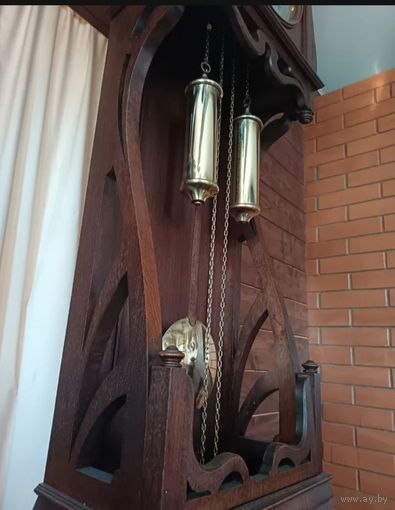 Старинные напольные часы. Германия.