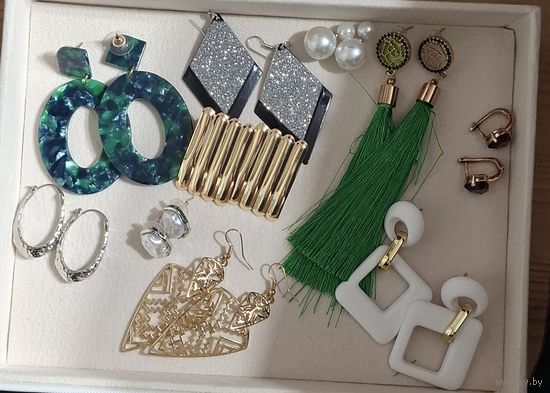 Бижутерия (серьги)